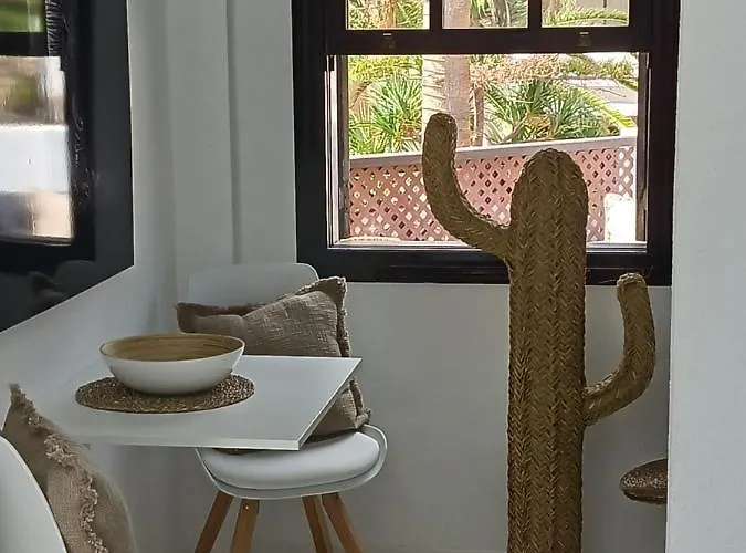 Chillout Albatros In Toller Anlage Mit Pool San Miguel de Abona